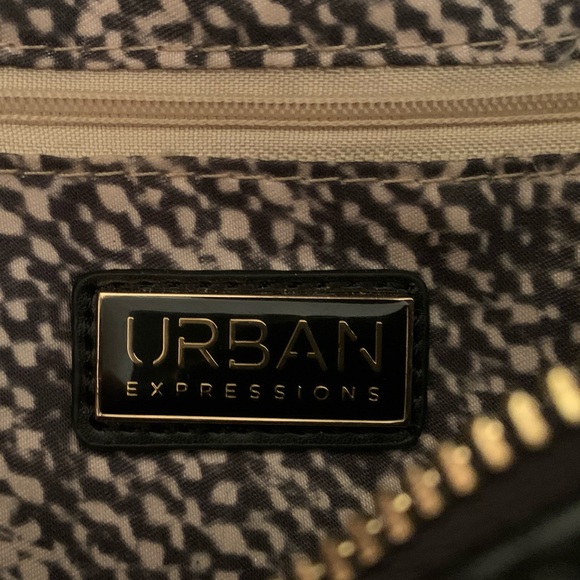 NWOT Urban Expresssions Black Hawthorn Perforated Belt Bag. - Picture 12 of 13